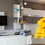 Relax House * Бавено