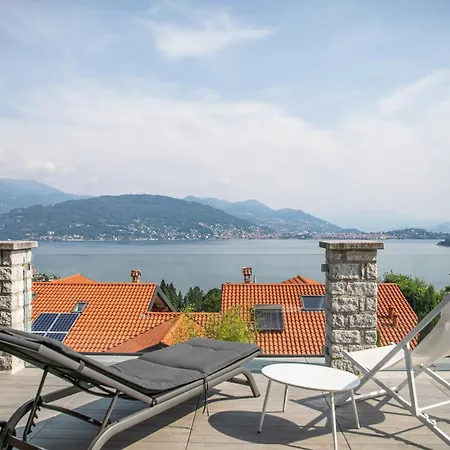 Relax House Apartman Baveno